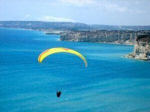 Paragliding in Cyprus Kourio
